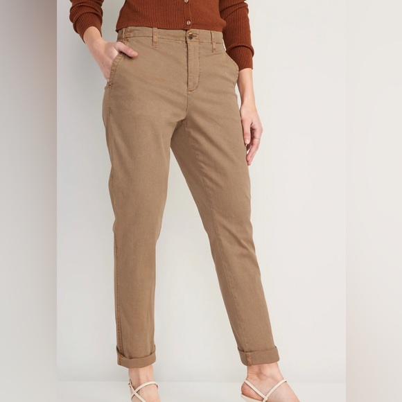 Old Navy Pants - High-Waisted OGC Chino Pants for Women. New, never worn, no tags.